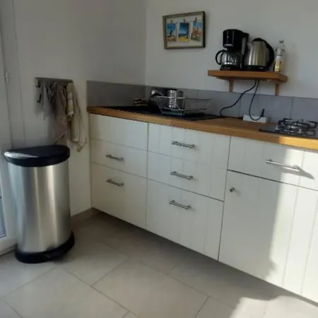 Studio Pieds Dans L'eau 1er Etage Appartement *
